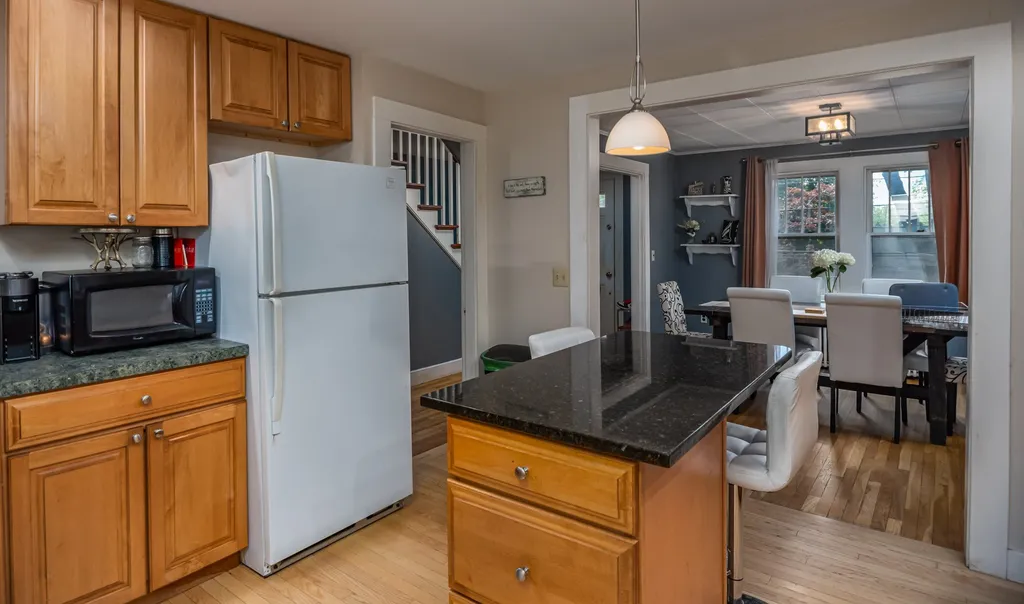 62 Oak Street Dover NH 03820