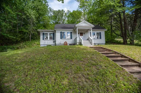 62 Oak Street Dover NH 03820