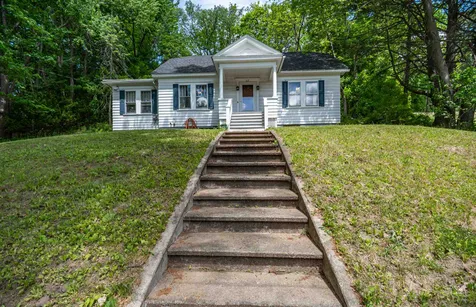 62 Oak Street Dover NH 03820