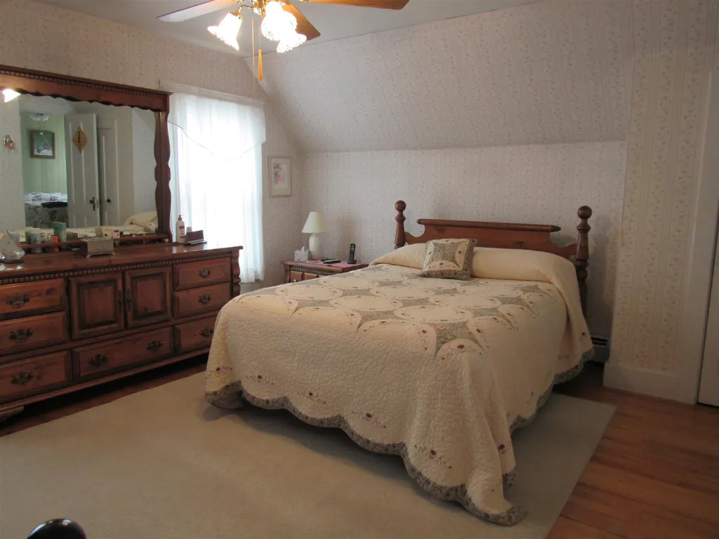 699 3rd Avenue Berlin NH 03570