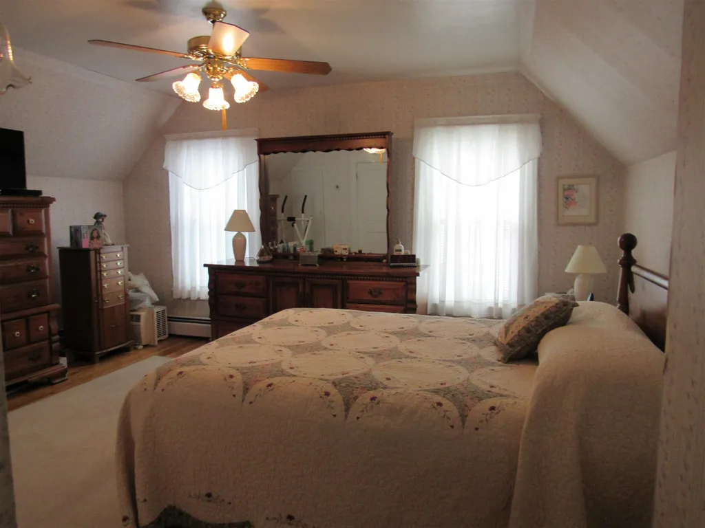 699 3rd Avenue Berlin NH 03570