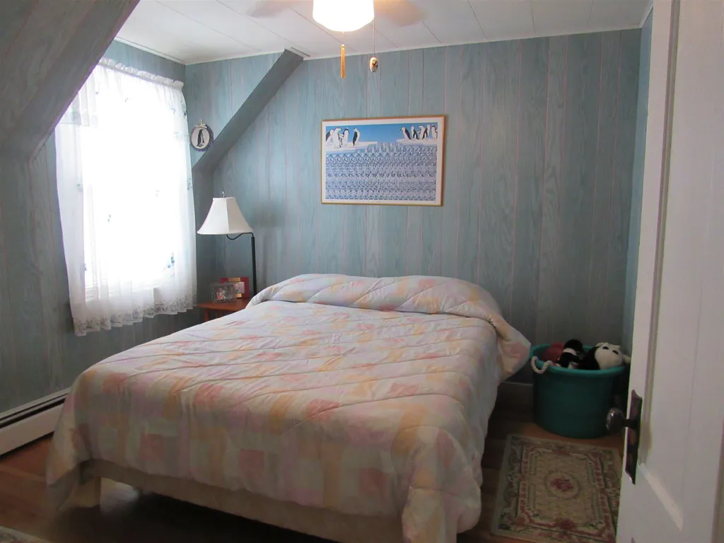 699 3rd Avenue Berlin NH 03570