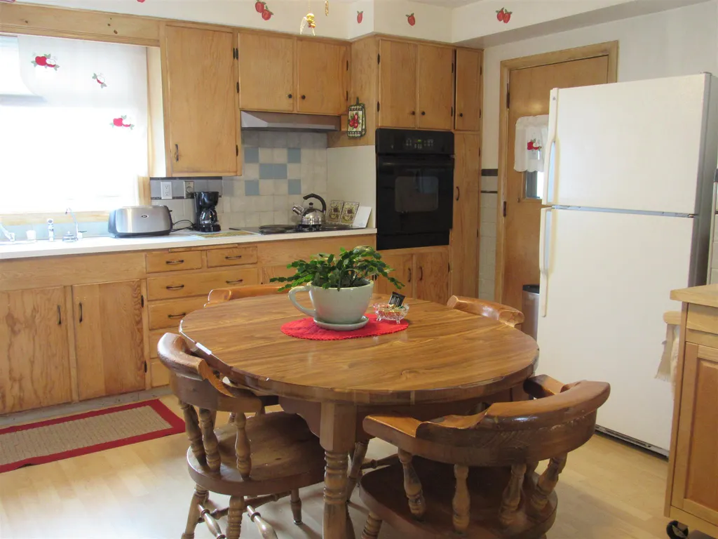 699 3rd Avenue Berlin NH 03570