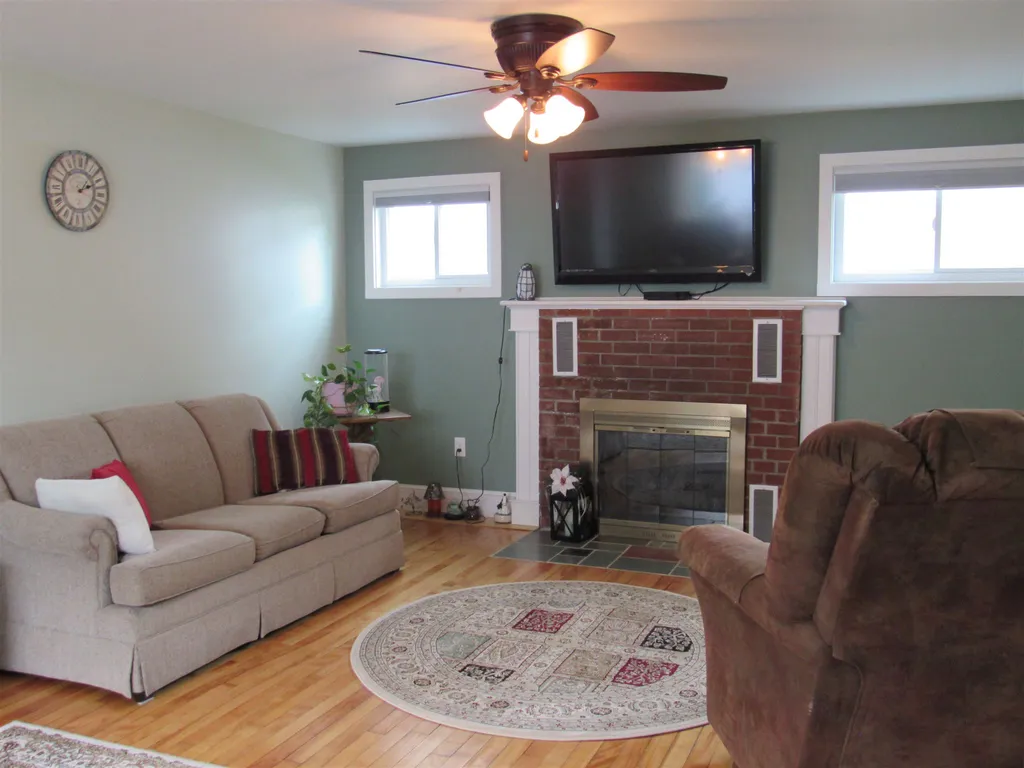 699 3rd Avenue Berlin NH 03570