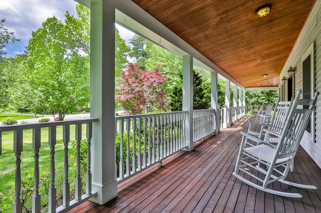 87 Tirrell Road Bedford NH 03110