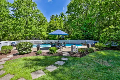 87 Tirrell Road Bedford NH 03110