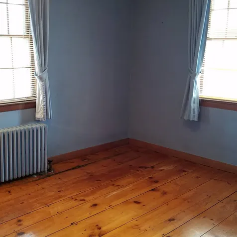 32 Crown Street Nashua NH 03060