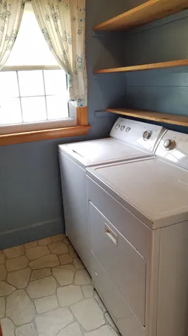 32 Crown Street Nashua NH 03060