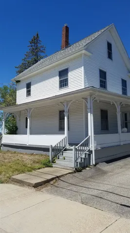 32 Crown Street Nashua NH 03060