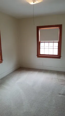 32 Crown Street Nashua NH 03060