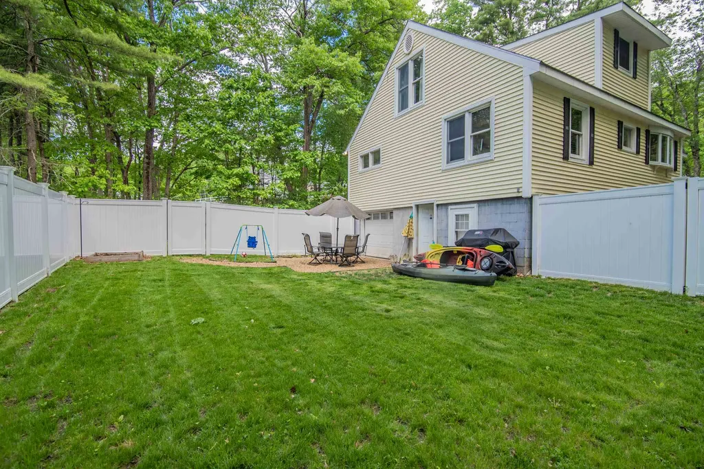 48 Ministerial Road Windham NH 03087