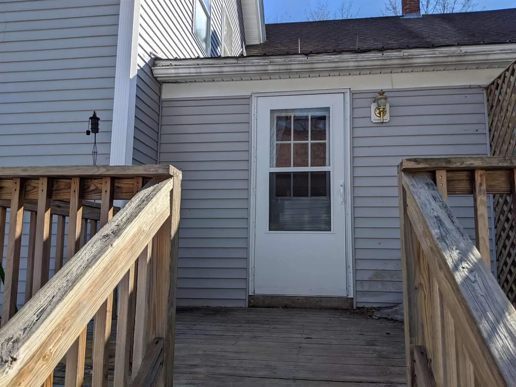 35 Lang Street Meredith NH 03253