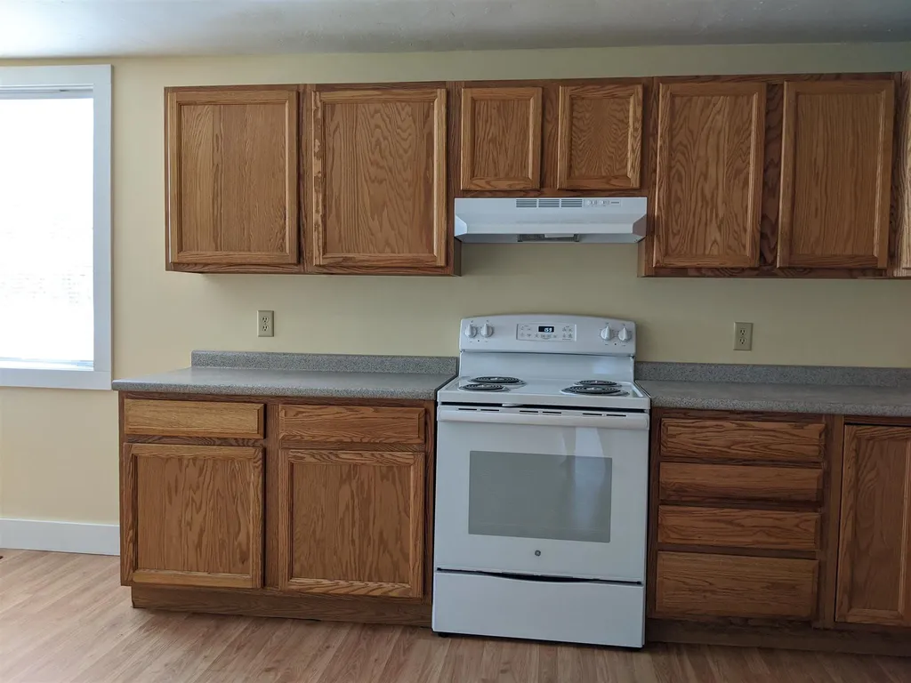 35 Lang Street Meredith NH 03253