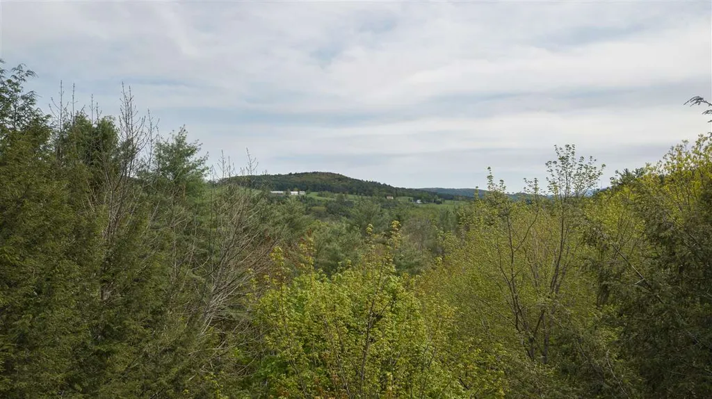00 Wallace Road Hartford VT 05001