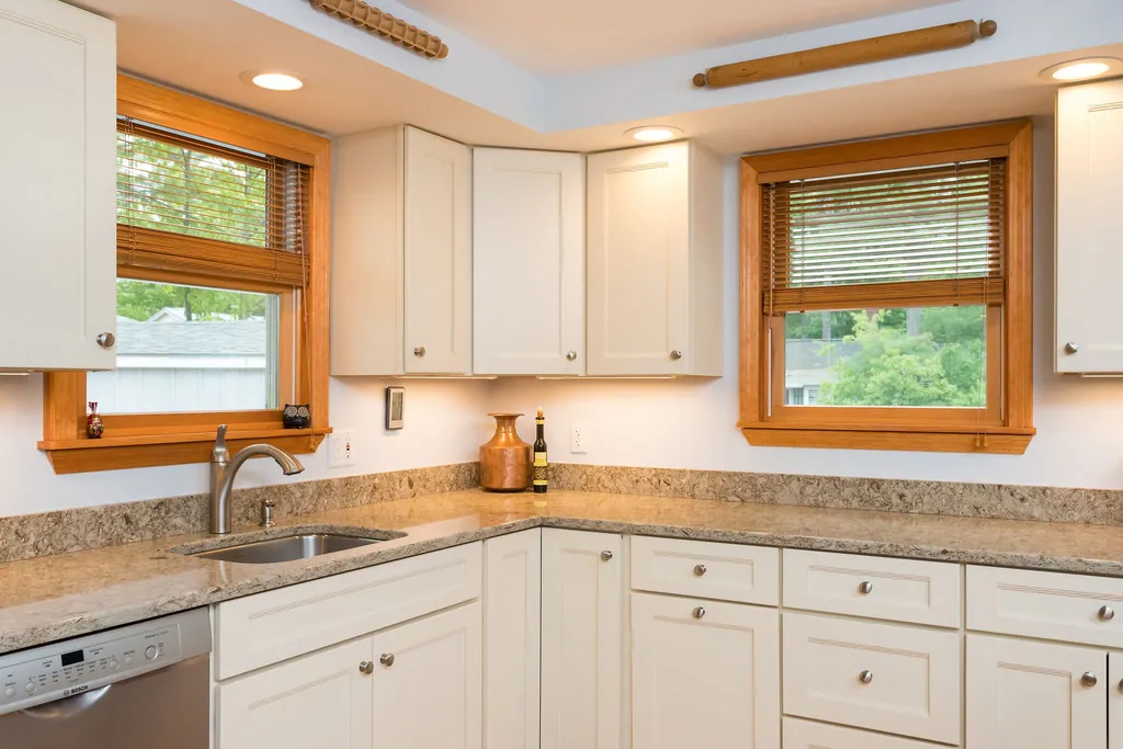 118 Saint James Avenue Milton NH 03851