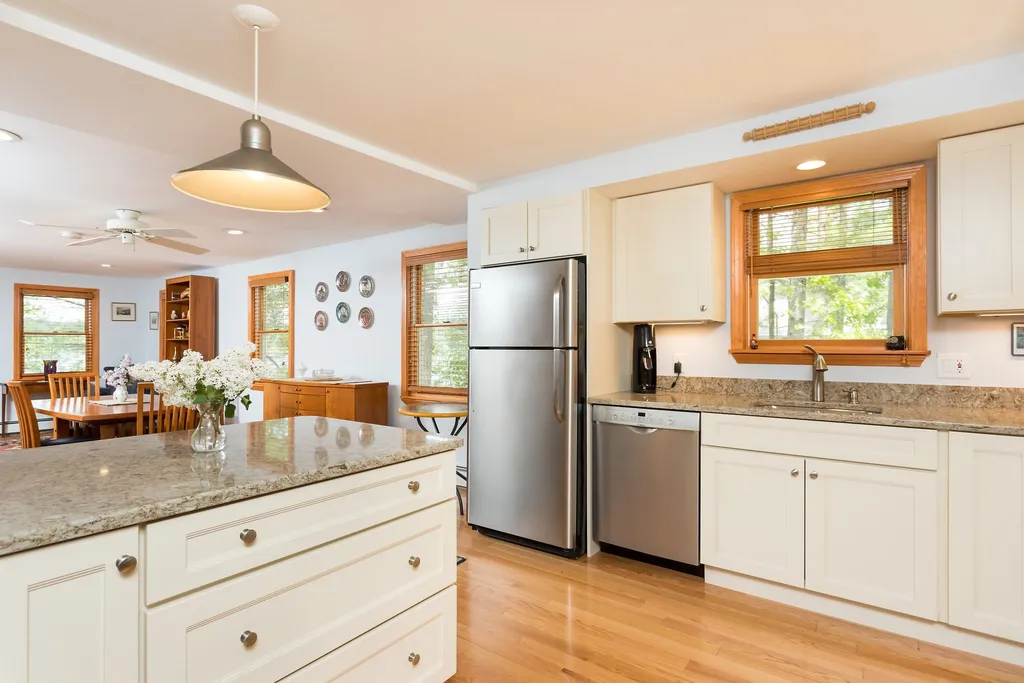 118 Saint James Avenue Milton NH 03851