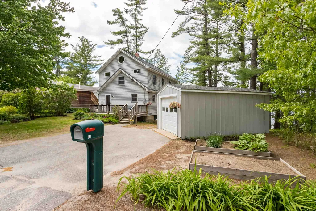 118 Saint James Avenue Milton NH 03851