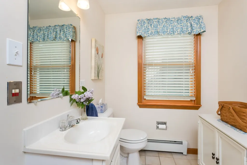 118 Saint James Avenue Milton NH 03851