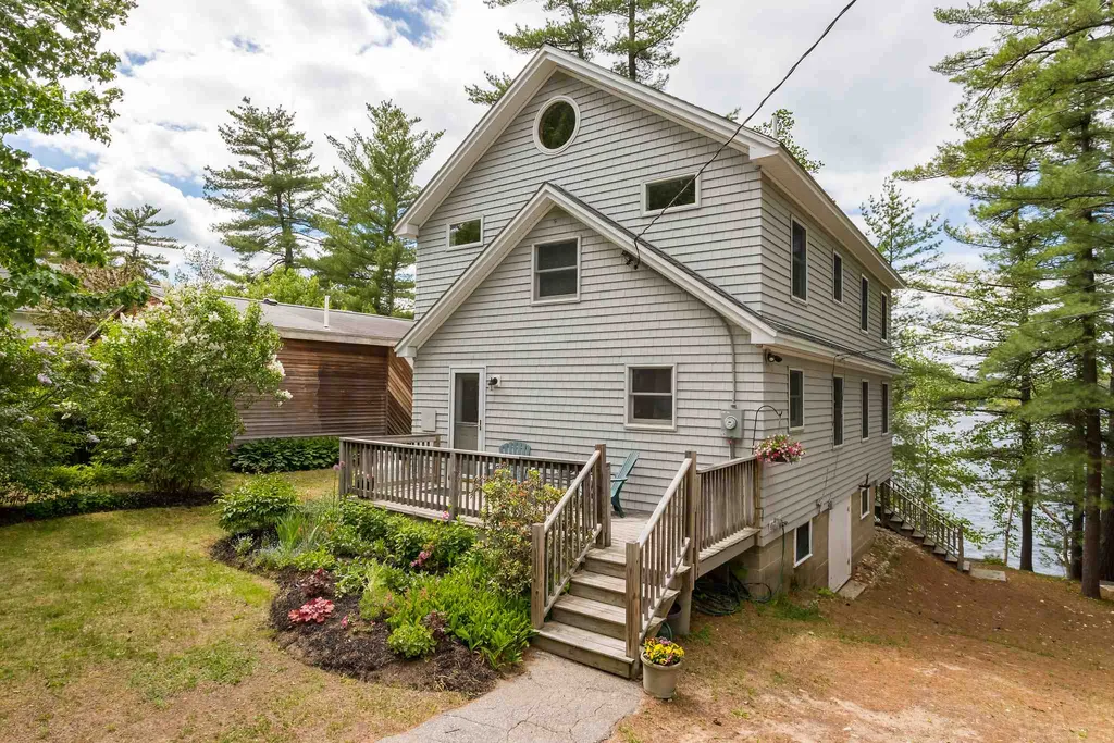 118 Saint James Avenue Milton NH 03851