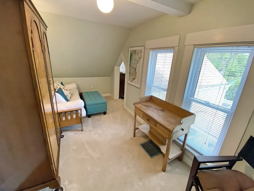 24 Riverside Court Laconia NH 03246