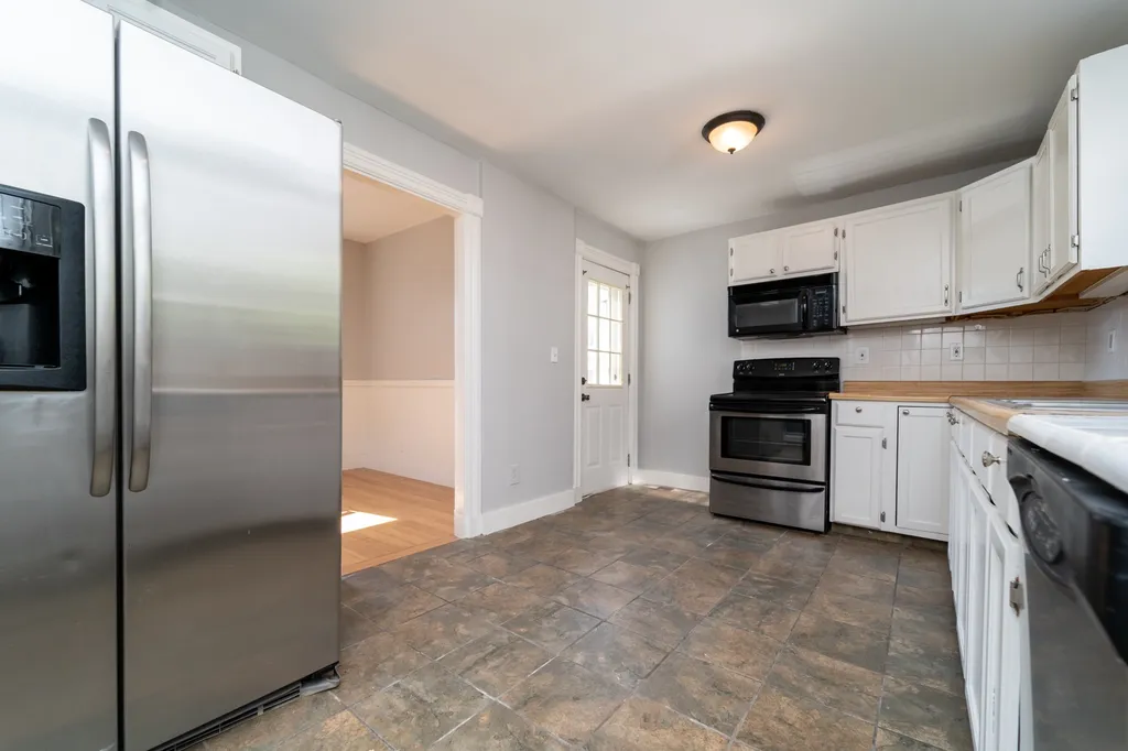 8 Ham Street Dover NH 03820