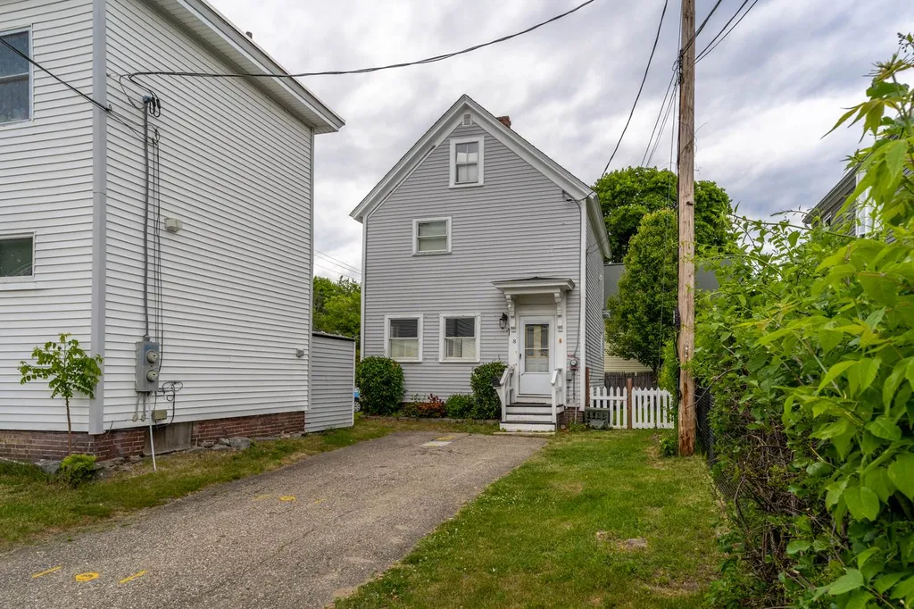8 Ham Street Dover NH 03820
