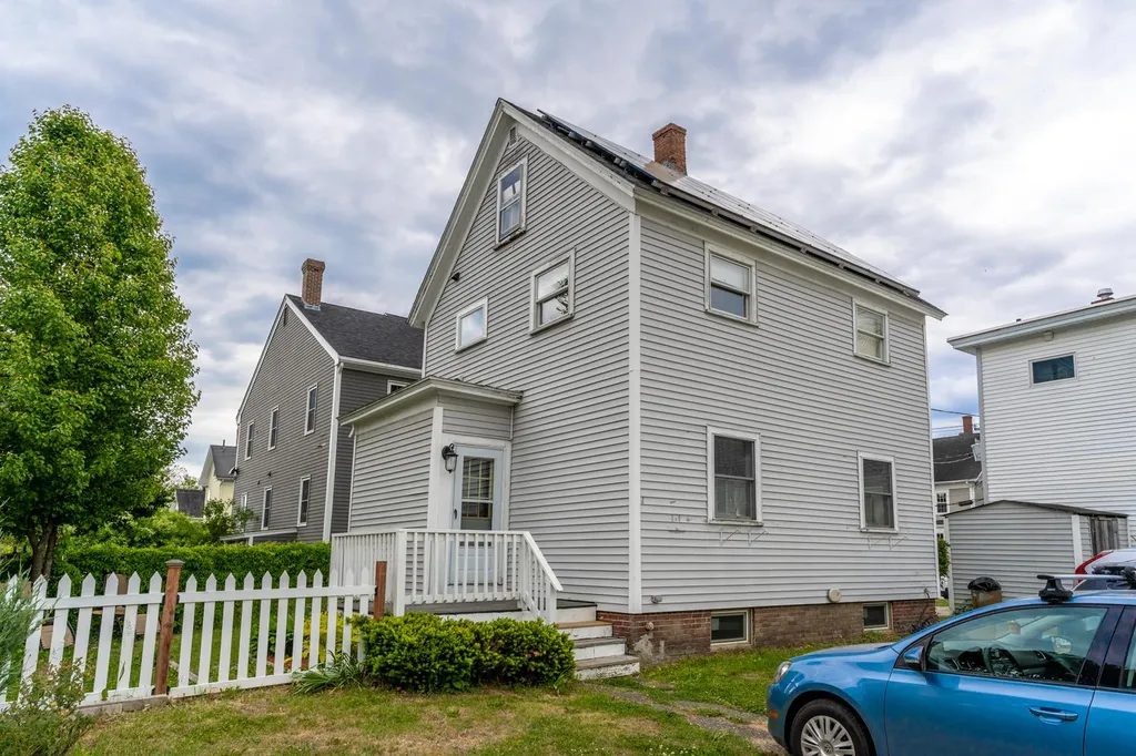 8 Ham Street Dover NH 03820