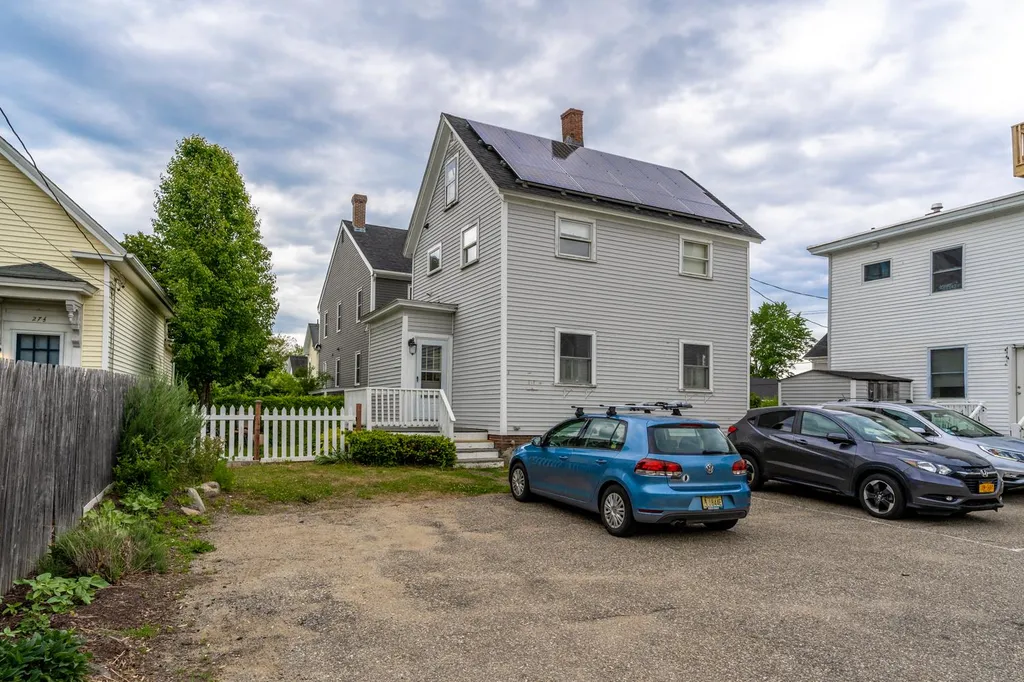 8 Ham Street Dover NH 03820