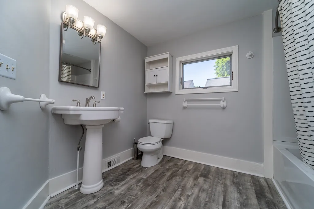 8 Ham Street Dover NH 03820