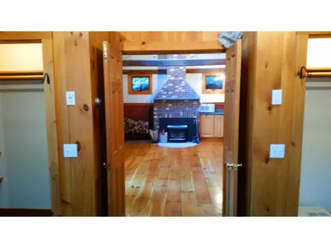141 River Road Newfane VT 05345