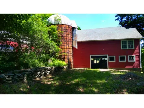 141 River Road Newfane VT 05345