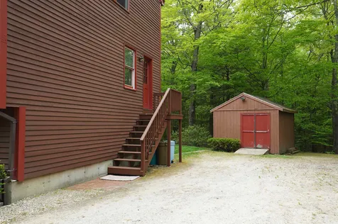 62 Etta Lane Weare NH 03281