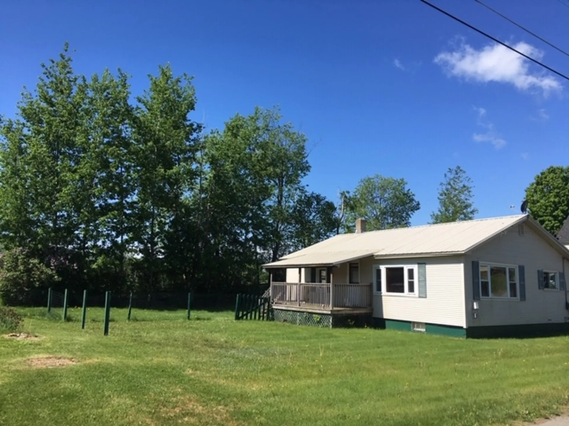 34 Edwards Street Colebrook NH 03576