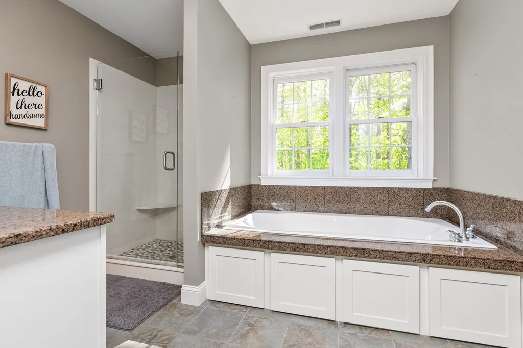9 Eno Drive Exeter NH 03833