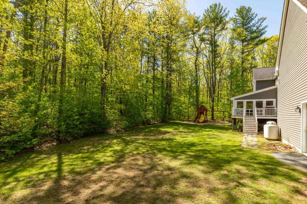 9 Eno Drive Exeter NH 03833