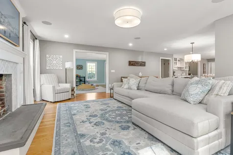 9 Eno Drive Exeter NH 03833