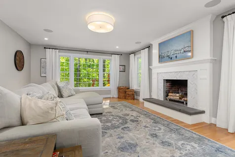 9 Eno Drive Exeter NH 03833