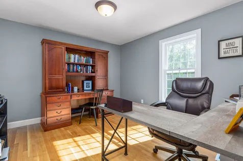 9 Eno Drive Exeter NH 03833
