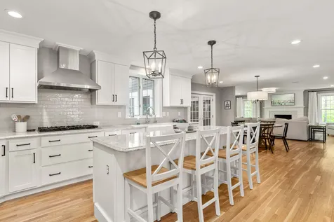 9 Eno Drive Exeter NH 03833