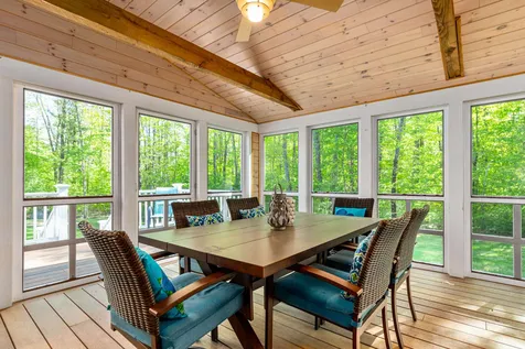 9 Eno Drive Exeter NH 03833