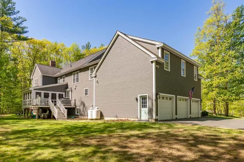 9 Eno Drive Exeter NH 03833