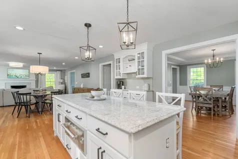 9 Eno Drive Exeter NH 03833