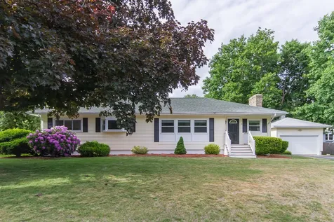 6 Alexander Avenue Salem NH 03079