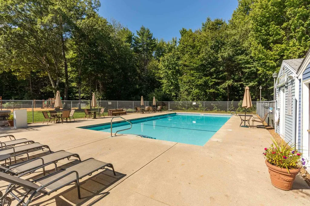435 F W Hartford Drive Portsmouth NH 03801