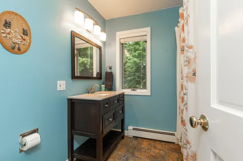 435 F W Hartford Drive Portsmouth NH 03801