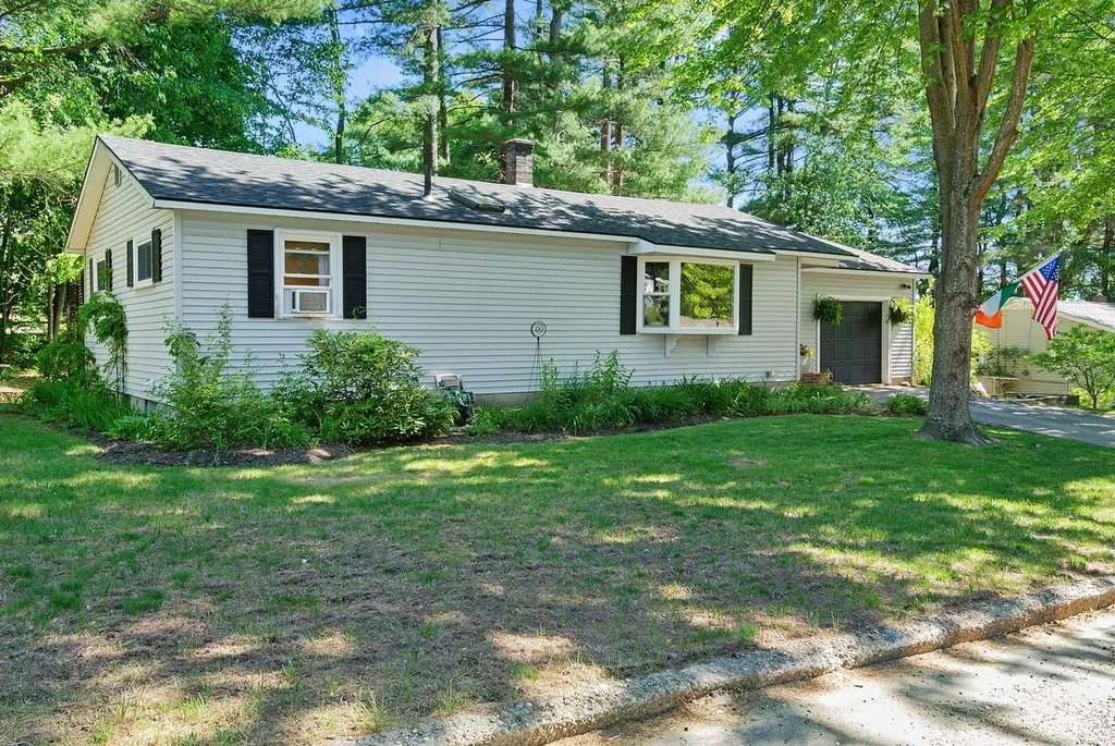 4 Morningside Drive Dover NH 03840