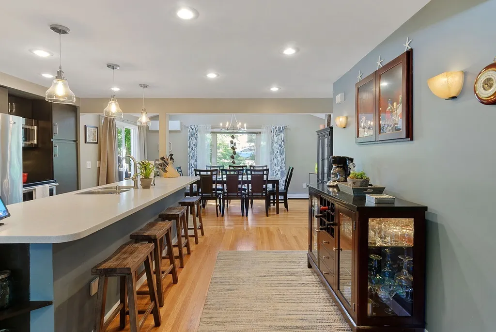 4 Morningside Drive Dover NH 03840