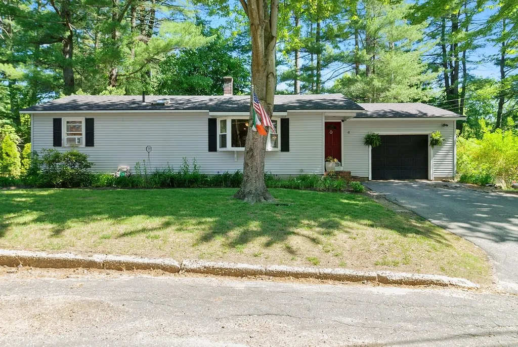 4 Morningside Drive Dover NH 03840