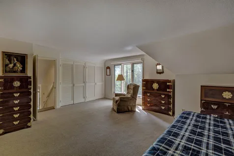 9 West Hill Road Sunapee NH 03782