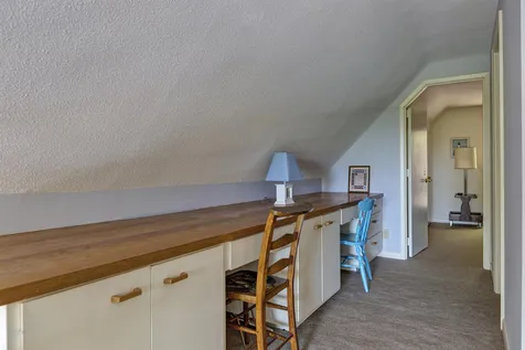 9 West Hill Road Sunapee NH 03782